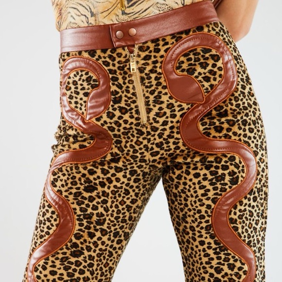 Jaded London Leopard Print Straight Leg Trouser With PU Snake Detail - Picture 7 of 7